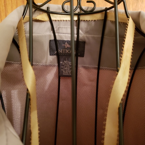 tan lightweight princess cruise jacket - Picture 4 of 5